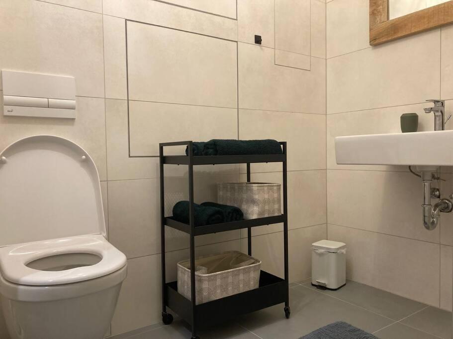 Komfortny Apartman A407 V Centre Nr, Bez Kuchyne, Parkovisko Zdarma Нітра Екстер'єр фото